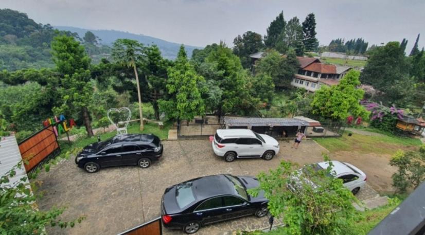 Villa Chacha at Macarena, Megamendung Bagian luar foto