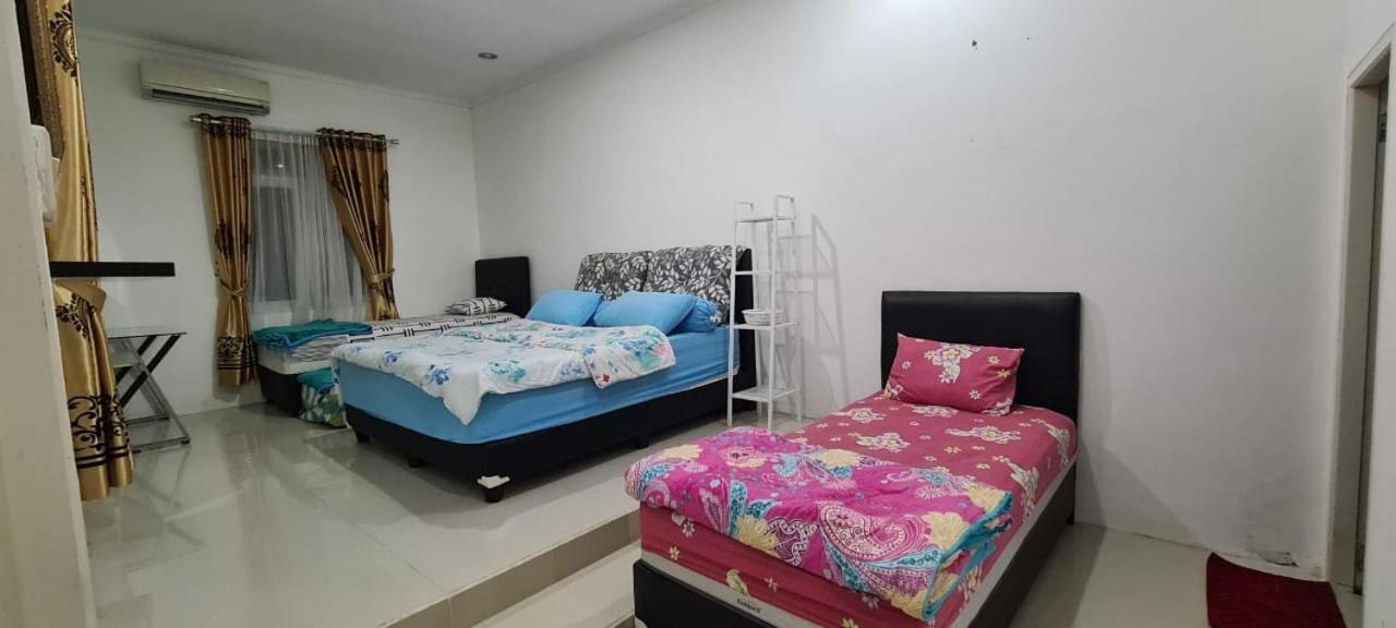Villa Chacha at Macarena, Megamendung Bagian luar foto