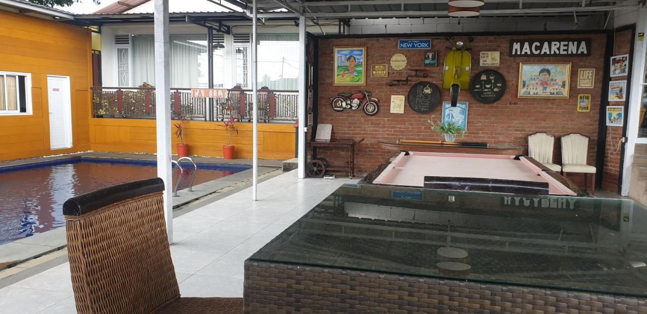 Villa Chacha at Macarena, Megamendung Bagian luar foto