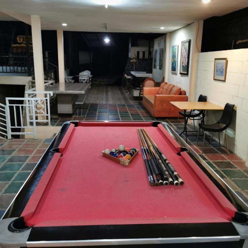Villa Chacha at Macarena, Megamendung Bagian luar foto